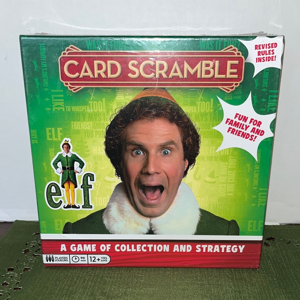 Warner Bros. Elf Card Scramble - Festive Green and Red